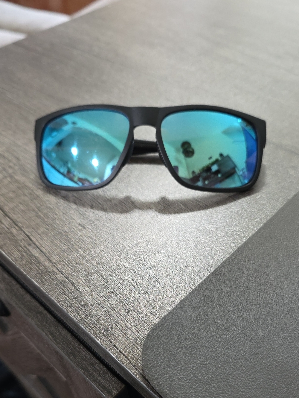 Men's Tifosi Polarized Sunglasses - Blue Mirrored Lenses